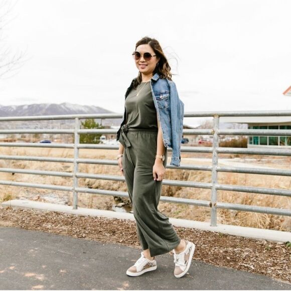 Crown Vintage - Picture 7 of 13